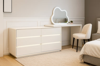 The Flo Vanity